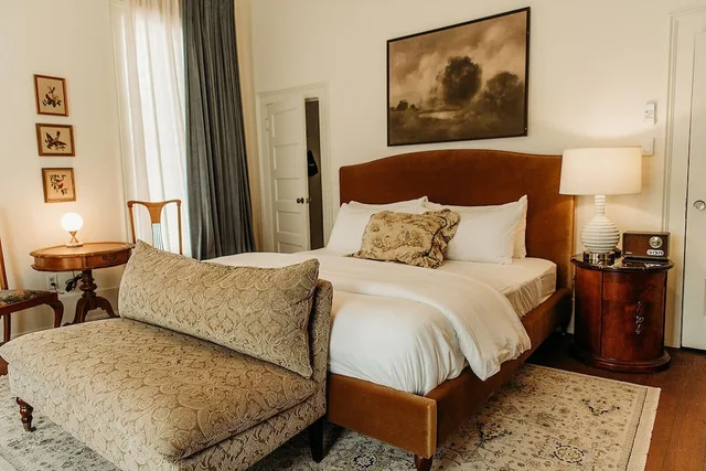 جناح سوبيريور بسريرين كينج، The Crystal River Inn 3/6