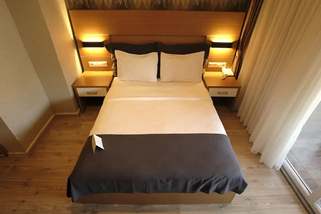 غرفة قياسية بسرير مزدوج، Rhisos Otel 2/3