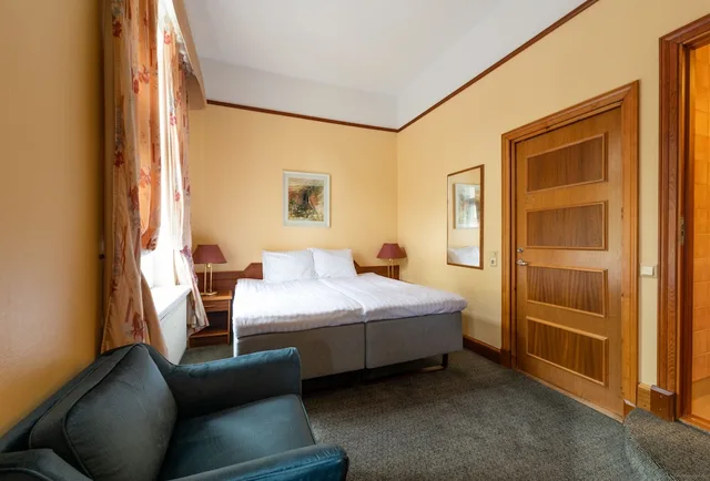 غرفة قياسية بسرير كوين، Victoria Hotel 6/9