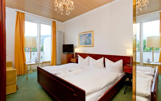 غرفة بسرير مزدوج بإطلالة على الحديقة، Wittelsbacher Hof Swiss Quality Hotel 6/9