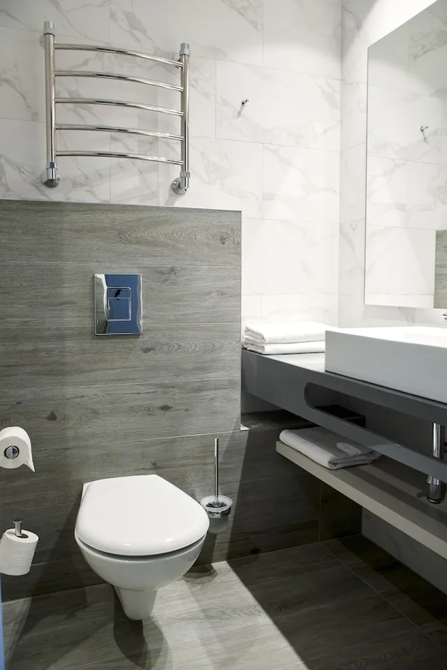 Suite, King Bed, City Side, Sofa، Tallink City Hotel 4/6