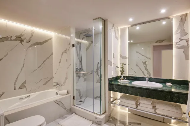 جناح تنفيذي بسرير كوين، Hotel Emperador Buenos Aires 5/7