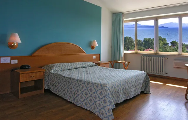 غرفة بسرير مزدوج، Hotel Cavalieri 2/3