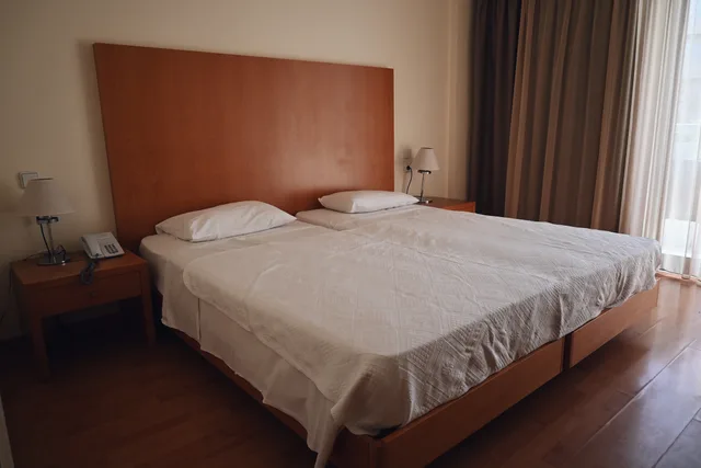 Room, 2 Beds, Angela Downtown Hotel 2/3