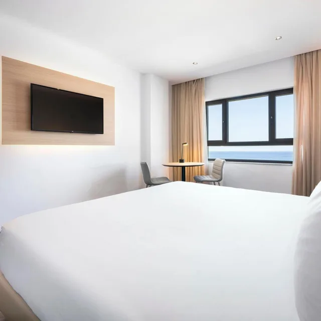 غرفة بريميوم بإطلالة على البحر، Hotel Cadiz Paseo Del Mar Affiliated By Melia 1/10