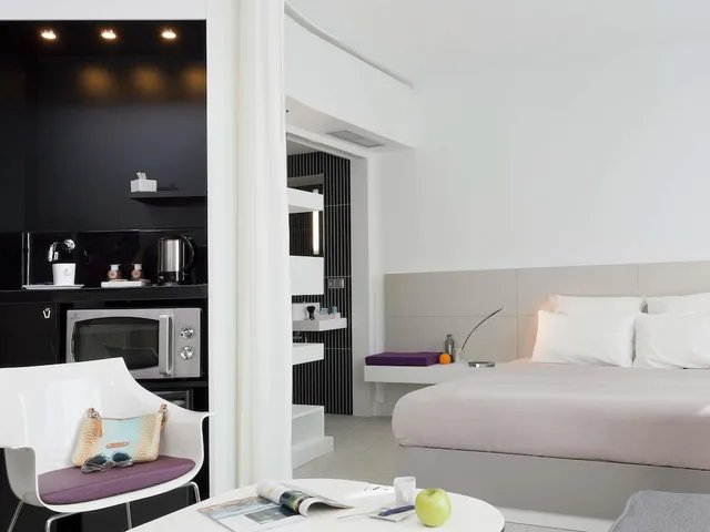 جناح سوبيريور بسرير مزدوج وسريرين منفصلين، Suite Novotel Malaga Centro Hotel 3/10