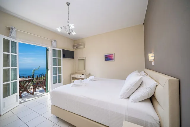 استوديو بسرير كينج بإطلالة على البحر بشرفة، Panoramic Sunset 4/10