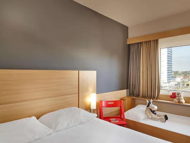 غرفة قياسية بسرير فردي وسرير كوين، Ibis Sao Jose Dos Campos Dutra 3/8