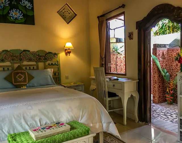 1 Bedroom, Lotus, Cottage, Queen Bed, Devi's Place 3/7