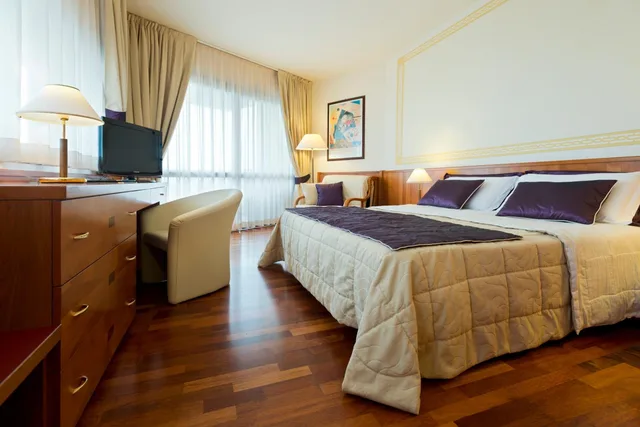 غرفة قياسية بشرفة، Savoy Beach Hotel & Thermal Spa 8/10