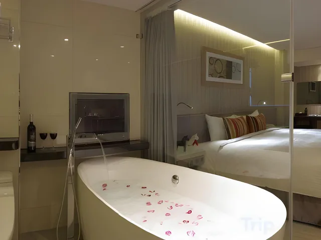غرفة ديلوكس ثلاثية بسرير مزدوج وسرير فردي، Beauty Hotels Taipei - Hotel Bnight 2/2
