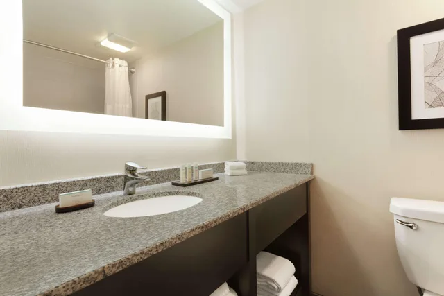 جناح بسرير كينج بغرفتين، Embassy Suites By Hilton Arcadia Pasadena Area 2/3