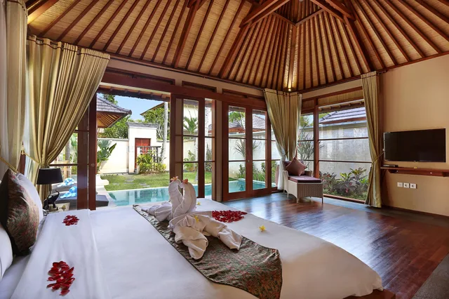فيلا بسرير كوين بغرفة نوم واحدة بمسبح خاص، THE KAMPUNG UBUD VILLA 9/10