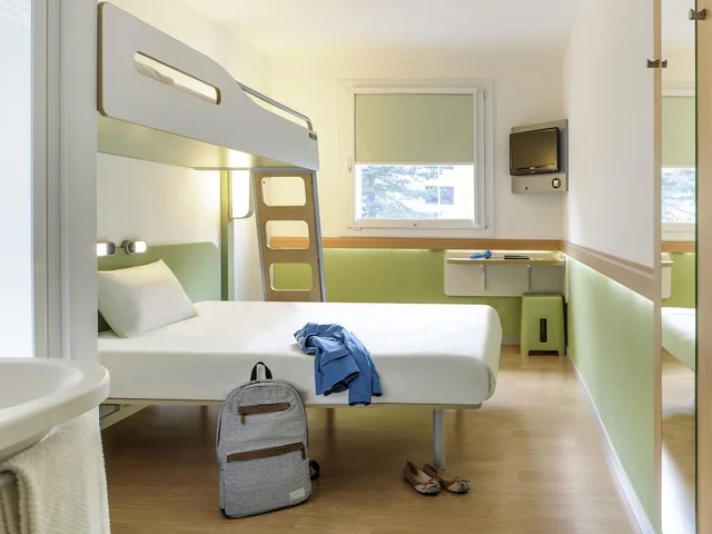 غرفة قياسية بسرير مزدوج وسرير بطابقين، Ibis Budget Manaus 9/10