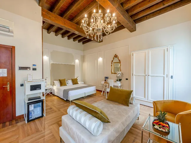 جناح ديلوكس بجاكوزي، Villa Cariola 2/6