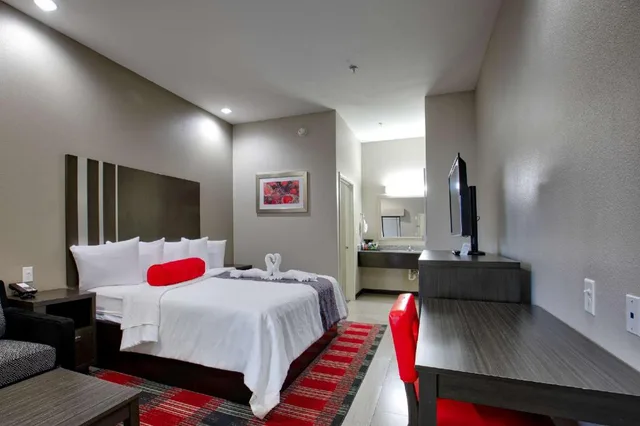 جناح بسرير كينج بجاكوزي، Americas Best Value Inn and Suites IAH Airport North 5/6
