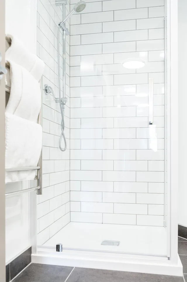 1 Bedroom, Executive, Suite, Queen Bed, North Wing، Boulcott Suites 8/8