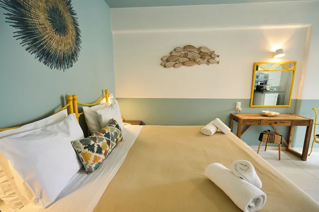 Budget, Double or Twin Bed, Pool View, Bellissimo Resort 3/8