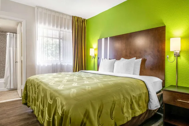 جناح بسرير كينج، Quality Inn & Suites Jacksonville-Baymeadows 1/3