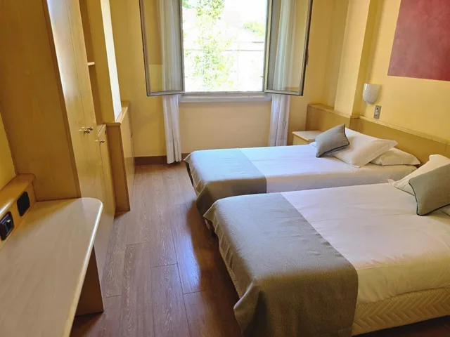 غرفة مفردة، Sant Ambroeus Hotel 16/24