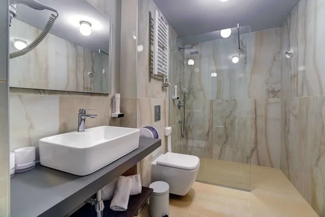 Room, Twin Beds, Skradinski Buk 2/2