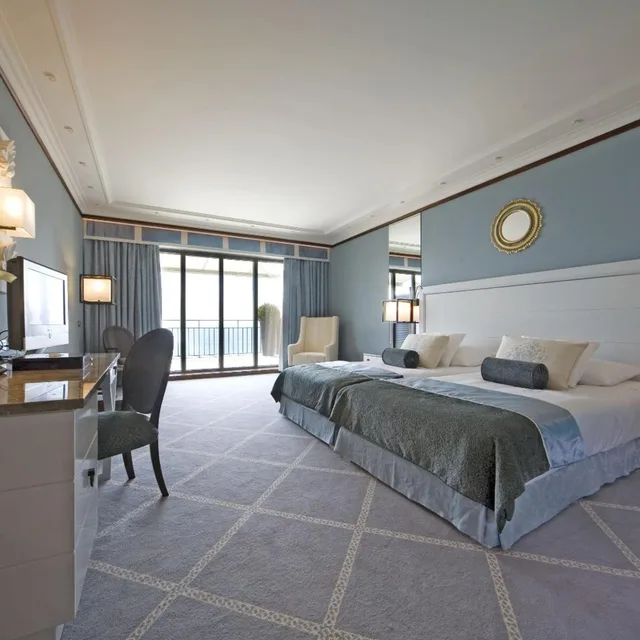 Seaview Retreat Double Room 3 pax, Grande Real Villa Italia Hotel and Spa 2/8