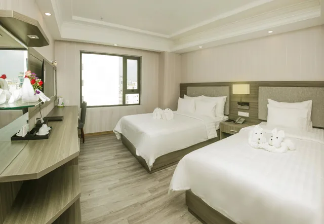 غرفة ديلوكس ثلاثية، Golden Rose Hotel Danang 1/2