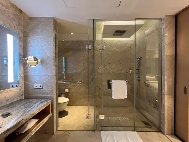 غرفة سوبيريور بسرير كينج، Renaissance Dhaka Gulshan Hotel 9/10