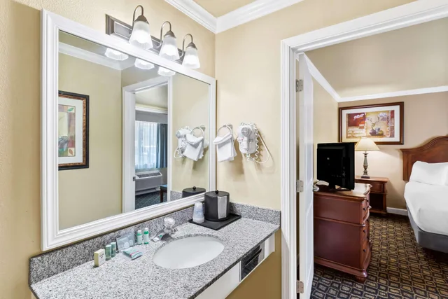 جناح بسريرين كينج، Best Western Miner's Inn 3/3