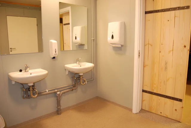Private, Quadruple, 4 Bunk Beds, Shared Bathroom، Tehusi Hostel 5/7