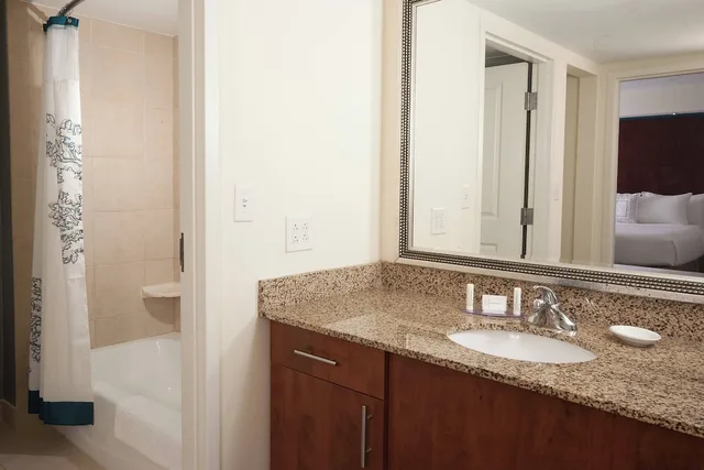 جناح بسريرين مزدوجين بغرفتي نوم لذوي الإعاقة، Residence Inn Fort Myers Sanibel 2/2