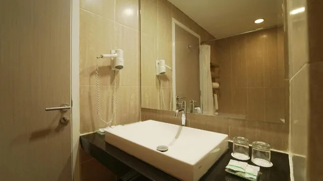 Junior Suite, King Bed, Patra Jasa Bandung 5/5