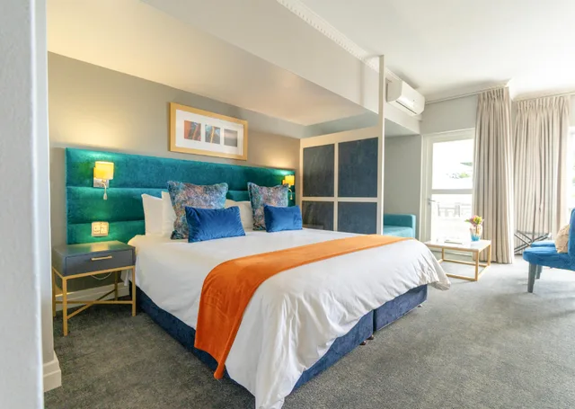 Studio, Suite, Peninsula All-Suite Hotel by Dream Resorts 1/3
