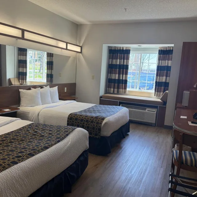 Deluxe, 2 Queen Beds, Accessible, Microtel Inn & Suites By Wyndham Dickson City/Scranton 1/2