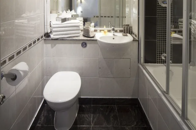غرفة تنفيذية بسريرين منفصلين، Strathmore Hotel - Gem Hotel 3/3