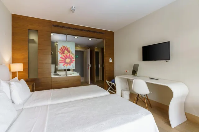 Room, Double Bed, Garden or Land View، Aegean Pearl 2/9