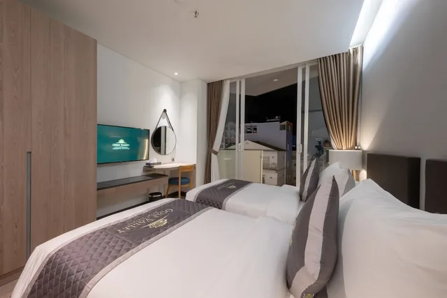 جناح عائلي بسريرين منفصلين وسرير كينج، Golf Valley Hotel 1/10