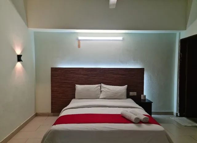غرفة سوبيريور بسرير كوين، Hotel Grand Mutiara 2/10