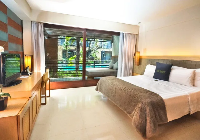 جناح بسرير كوين بإطلالة على المسبح بغرفة نوم واحدة، The Haven Bali Seminyak 2/3