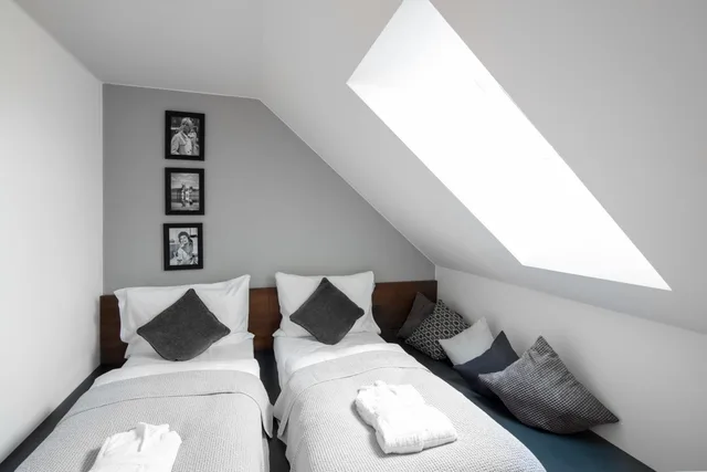 جناح دوبلكس عائلي بسرير فردي، THE MANES Boutique Hotel Prague 3/7