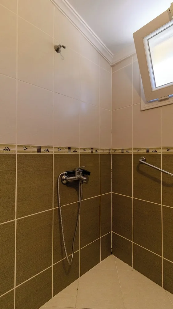 غرفة ديلوكس بسرير كوين بإطلالة على الجبل مع أريكة، Yakamoz Hotel 4/4