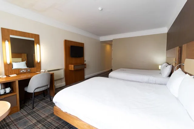 غرفة عائلية رباعية بسريرين مزدوجين، Bromsgrove Hotel and Spa 1/4