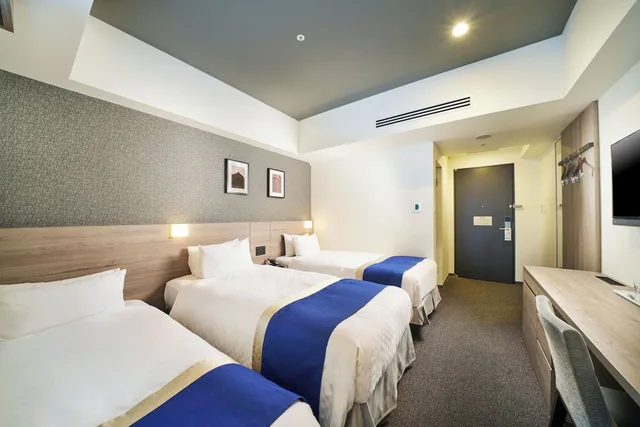 غرفة سوبيريور بسريرين منفصلين مع أريكة، Best Western Plus Hotel Fino Osaka Kitahama 2/4