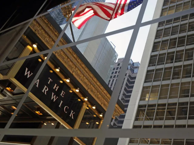 غرفة بريميير بإطلالة على المدينة، Warwick Hotel New York 1/1