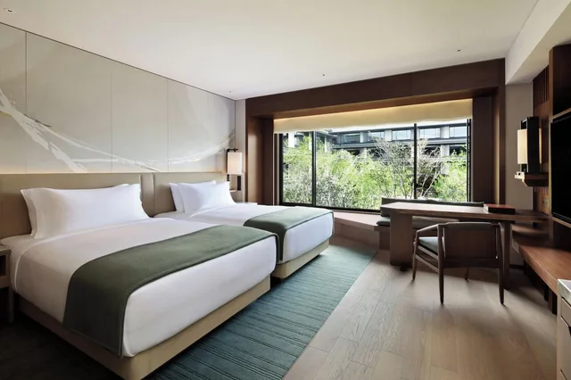 غرفة بسرير مزدوج بإطلالة، HOTEL THE MITSUI KYOTO, a Luxury Collection Hotel & Spa 6/10