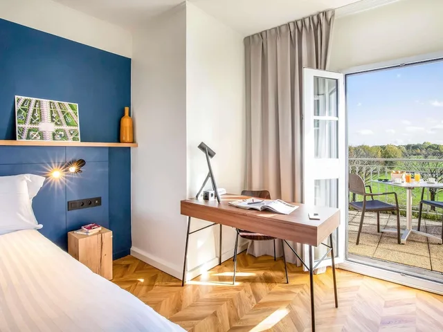 Privilege, Double Bed, Terrace, Hotel Mercure Chantilly Resort & Conventions 3/6