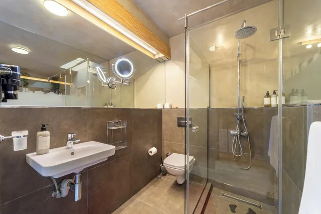 Basic, Double or Twin Bed, Stair Patio, Annex، Hammamhane 6/7