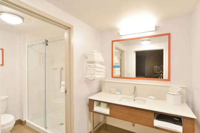 جناح استوديو بسريرين كوين مع أريكة، Hampton Inn & Suites Menomonie-UW Stout 3/3