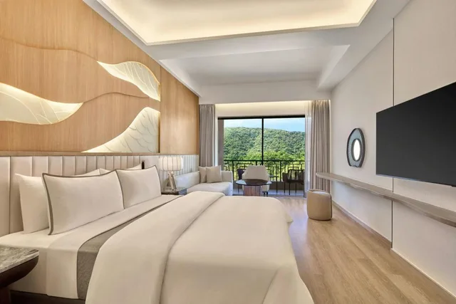 Family, King Bed, Bunk Bed, Resort View, Balcony، The Westin Jaipur Kant Kalwar Resort and Spa 1/4
