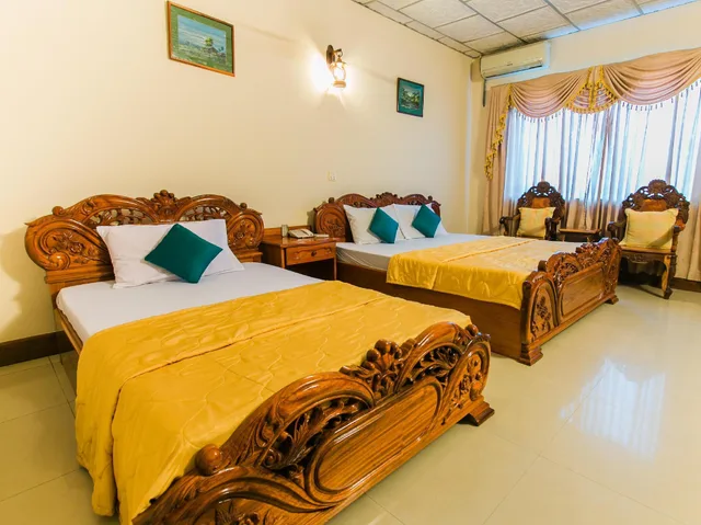 غرفة عائلية بسرير مزدوج وسرير فردي، Star Hotel 1/1